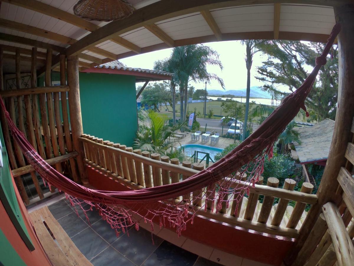 Pousada Canoa Azul Na Praia Da Ferrugem Garopaba Exterior photo