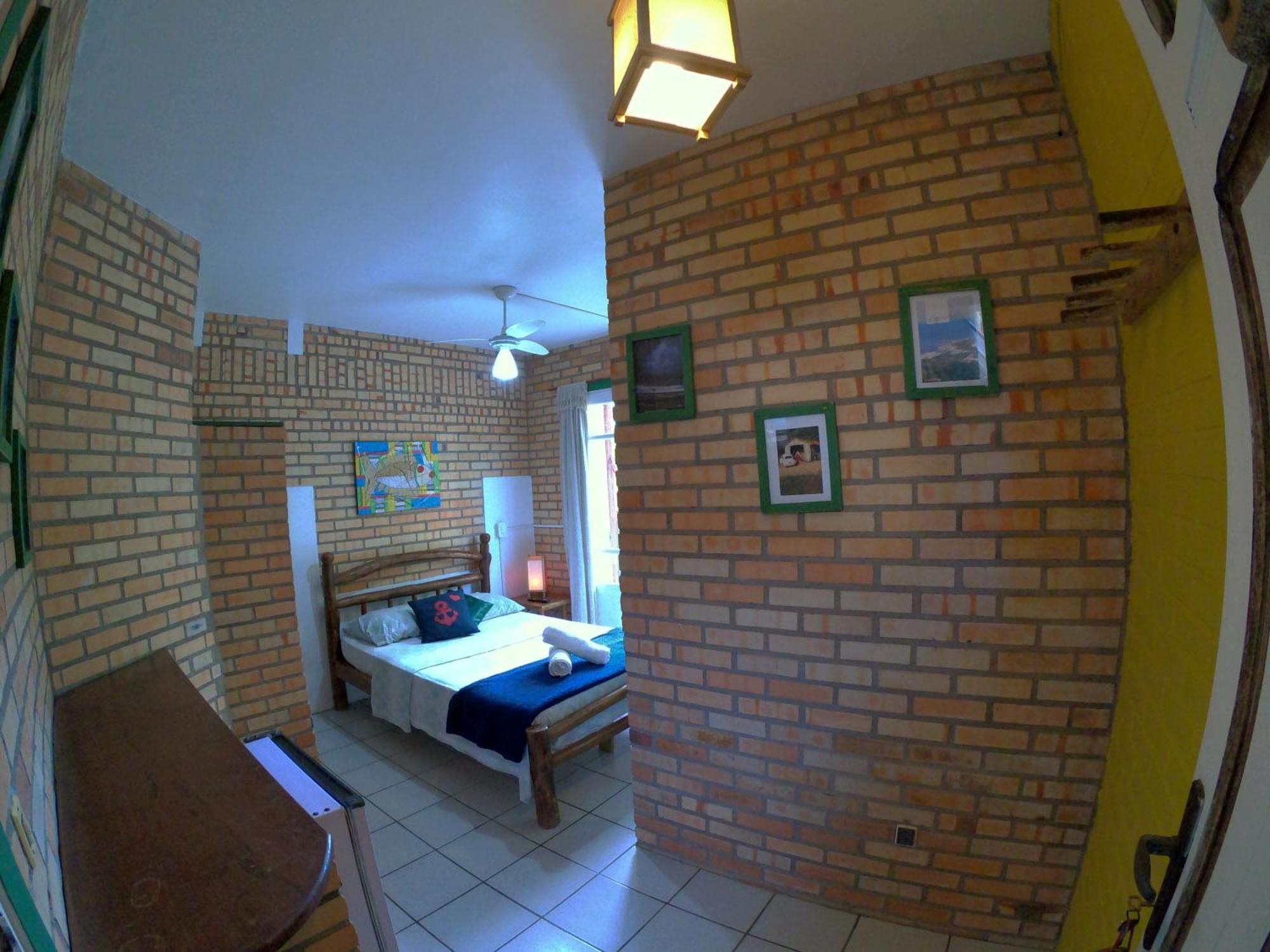 Pousada Canoa Azul Na Praia Da Ferrugem Garopaba Room photo