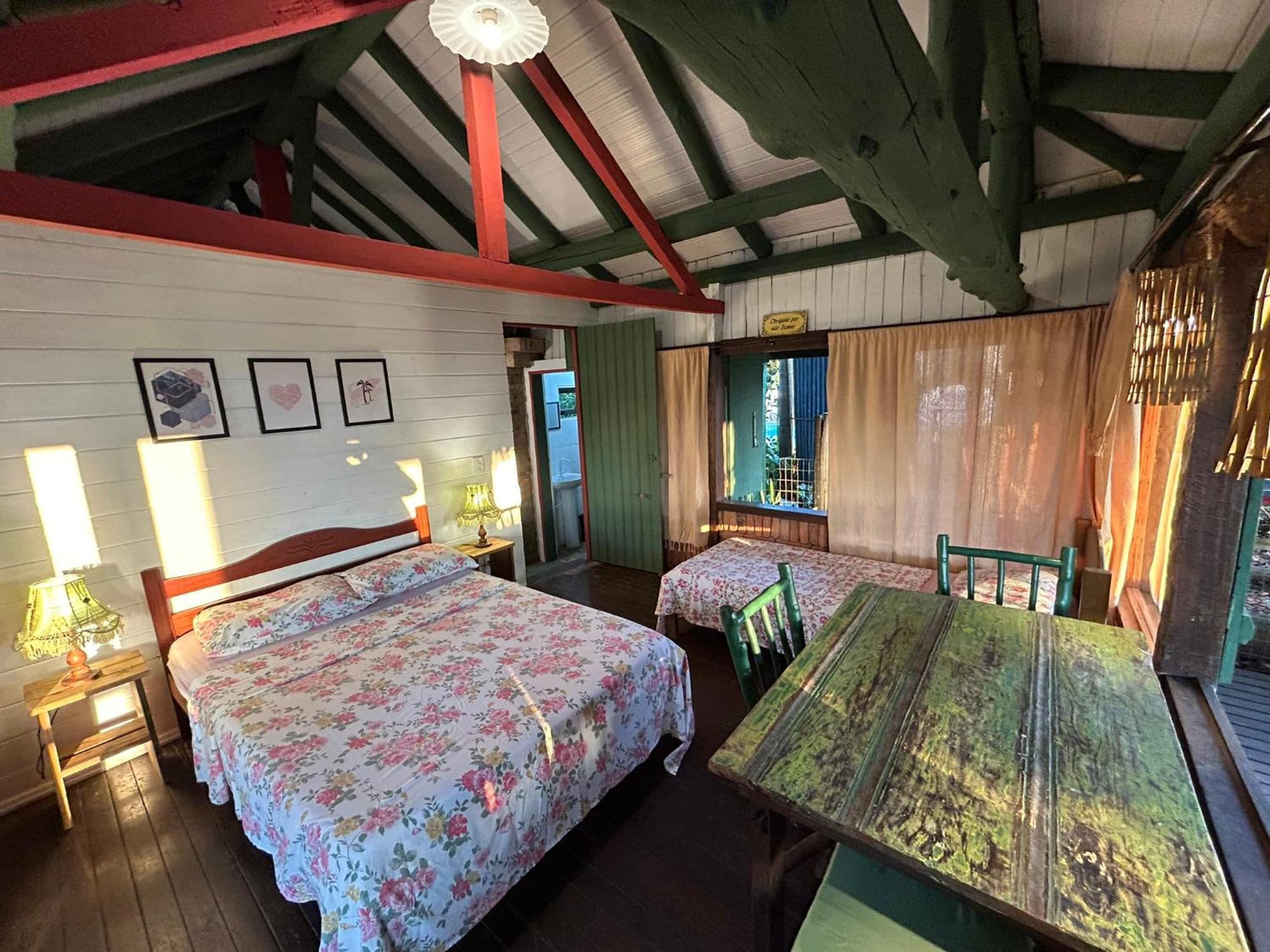 Pousada Canoa Azul Na Praia Da Ferrugem Garopaba Room photo